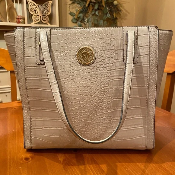ANNE KLEIN TOTE - Picture 1 of 9